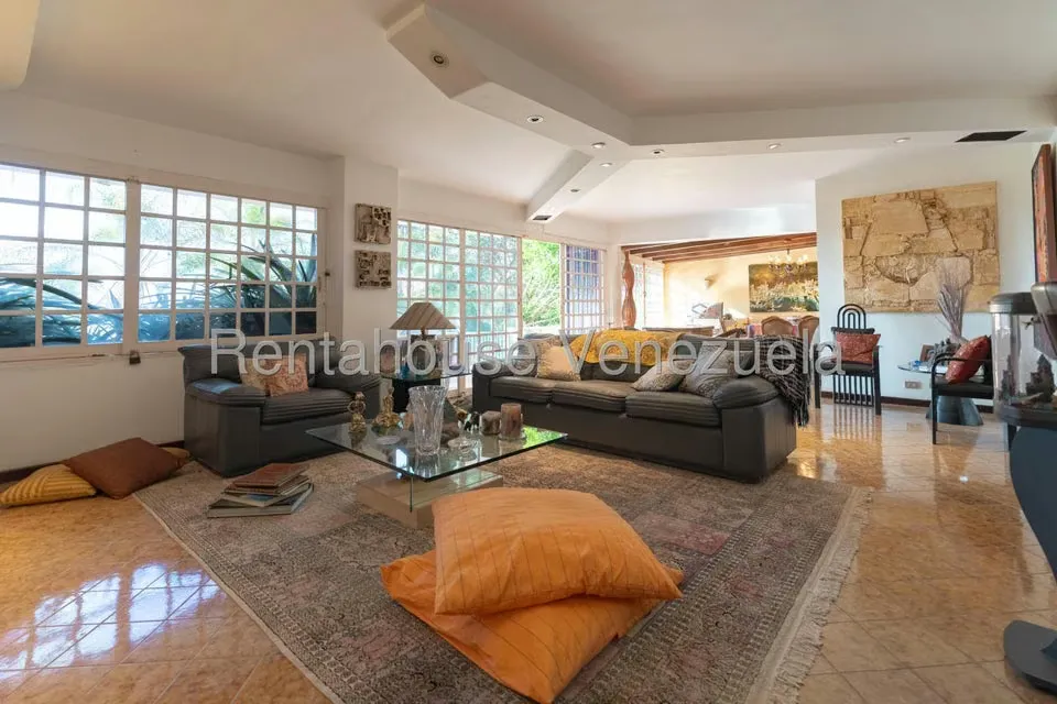 Casa (Multipes Niveles) en Alquiler en La Tahona, Distrito Metropolitano - 5