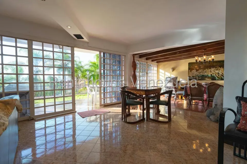 Casa (Multipes Niveles) en Alquiler en La Tahona, Distrito Metropolitano - 6