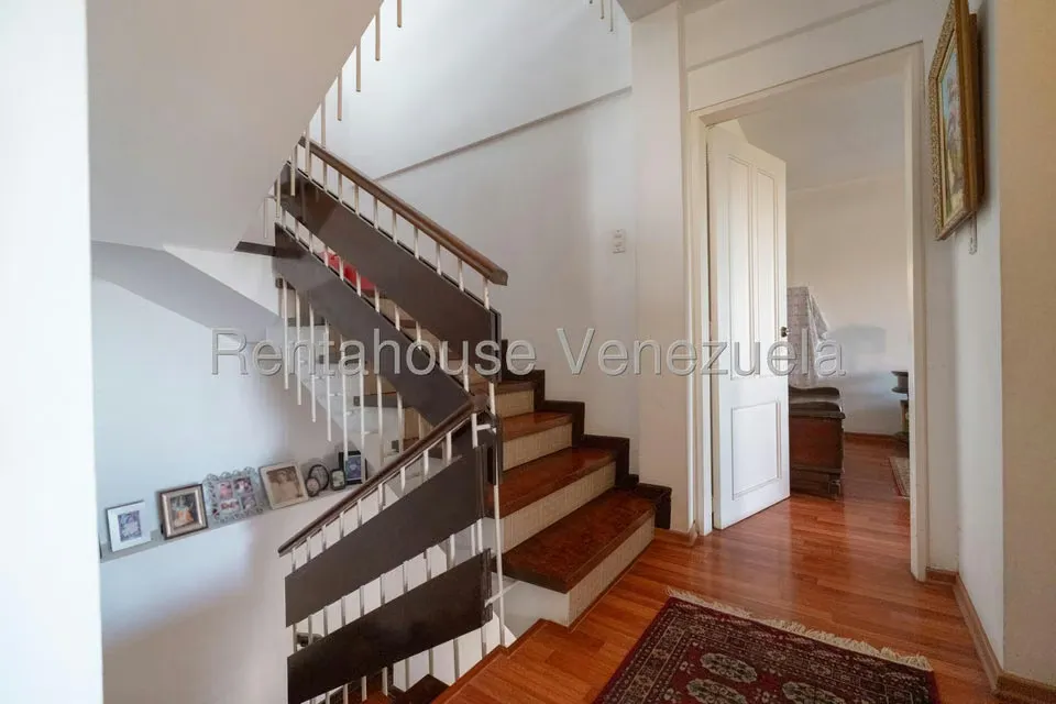 Casa (Multipes Niveles) en Alquiler en La Tahona, Distrito Metropolitano - 7