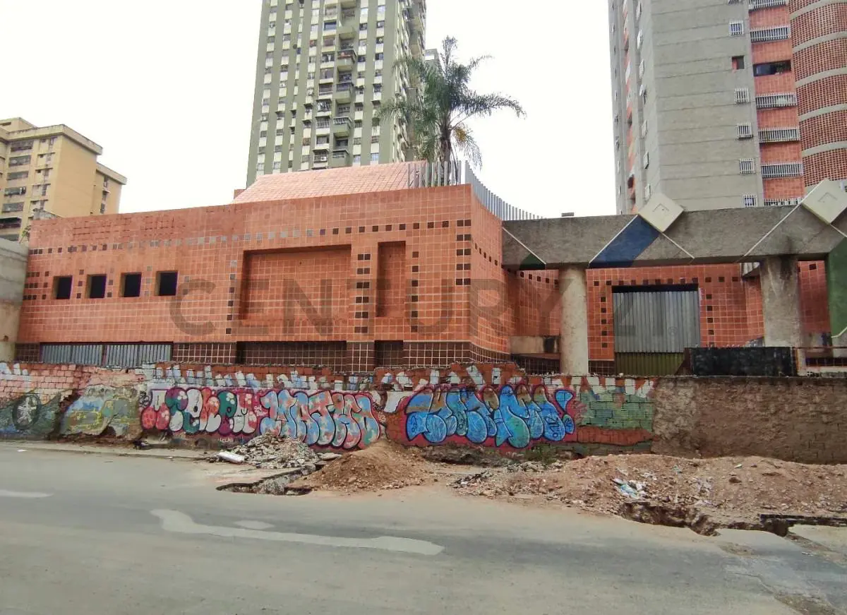Área comercial en venta para Centro Comercial - 2