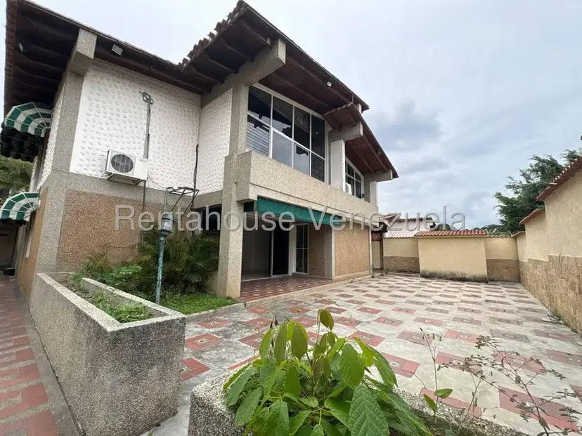 Casa (Duplex) en Venta en La Trinidad, Distrito Metropolitano