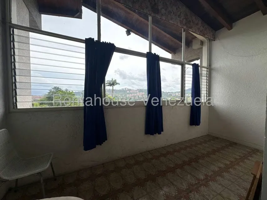 Casa (Duplex) en Venta en La Trinidad, Distrito Metropolitano - 32
