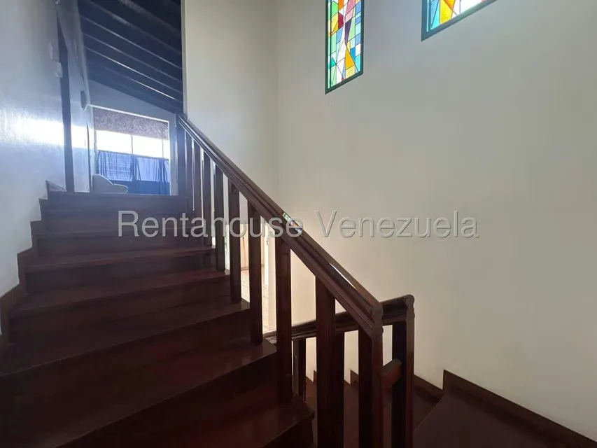 Casa (Duplex) en Venta en La Trinidad, Distrito Metropolitano - 34