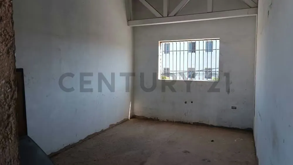 En venta Galpón para uso industrial - 17
