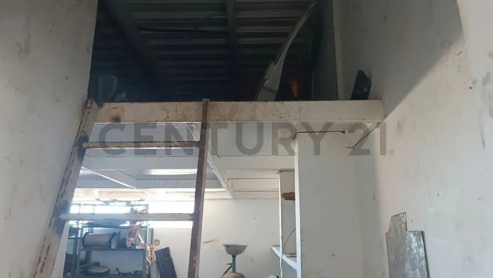 En venta Galpón para uso industrial - 20