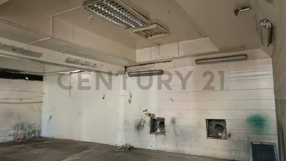 En venta Galpón para uso industrial - 5