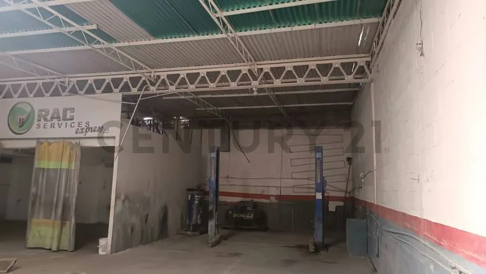 En venta Galpón para uso industrial - 6