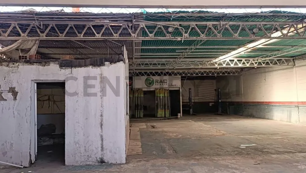 En venta Galpón para uso industrial - 9
