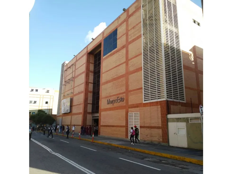 Se alquila Local Comercial en MERPOESTE NIVEL 3