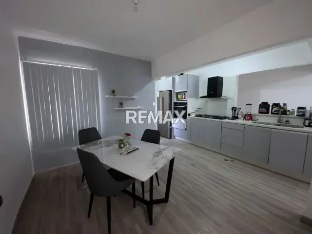En Venta Penthouse Conj. Res Paso Real San Diego - 4