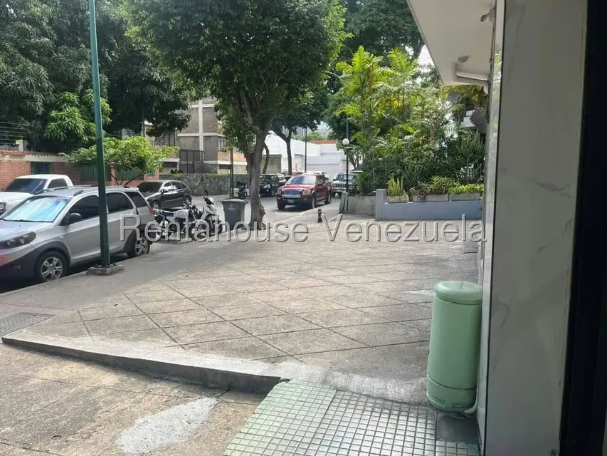 Local Comercial en Alquiler en Chacao, Distrito Metropolitano - 11
