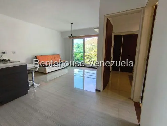 Apartamento (1 Nivel) en Alquiler en Los Guayabitos, Distrito Metropolitano - 12