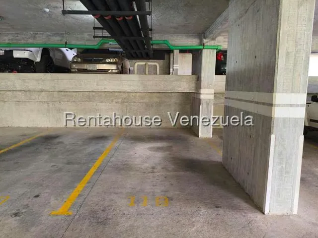 Apartamento (1 Nivel) en Alquiler en Los Guayabitos, Distrito Metropolitano - 26