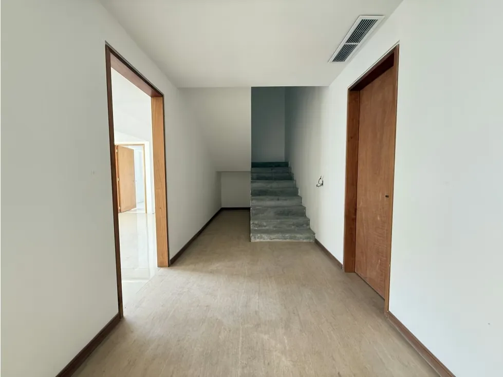PENT-HOUSE DUPLEX EN OBRA BLANCA EN LOMAS DE LAS MERCEDES BELLA - 9