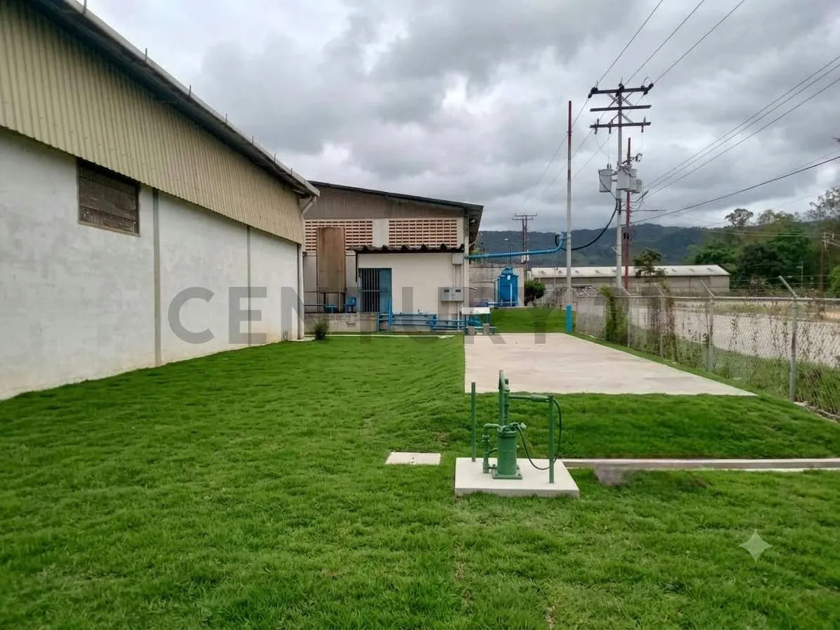 Galpón en venta con planta de inyección y soplado de plastico en Nirgua ,Yaracuy - 11