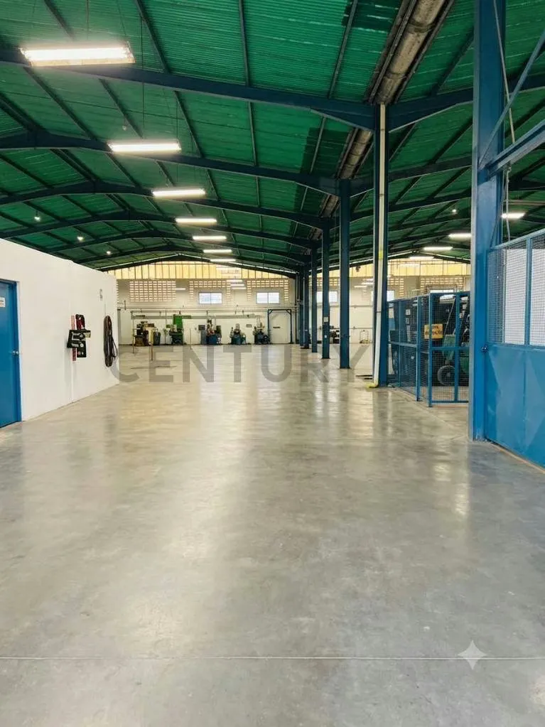 Galpón en venta con planta de inyección y soplado de plastico en Nirgua ,Yaracuy - 5
