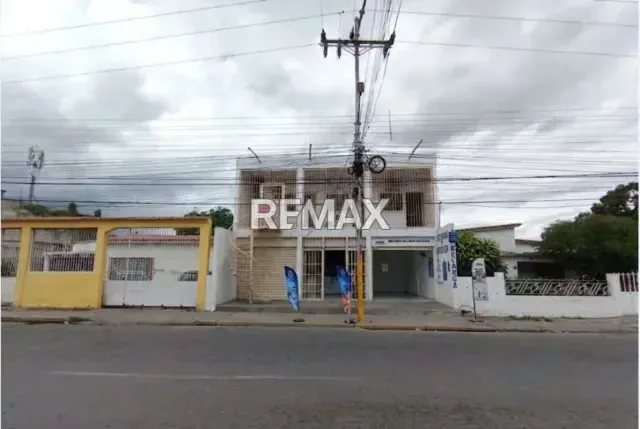 Venta de Casa Comercial de 02 niveles en Santa Rita - 10