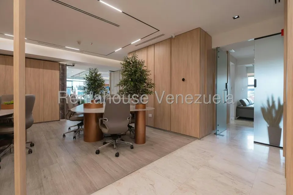 Local Comercial en Venta en Las Mercedes, Distrito Metropolitano - 2