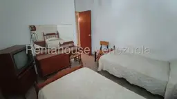 View 32