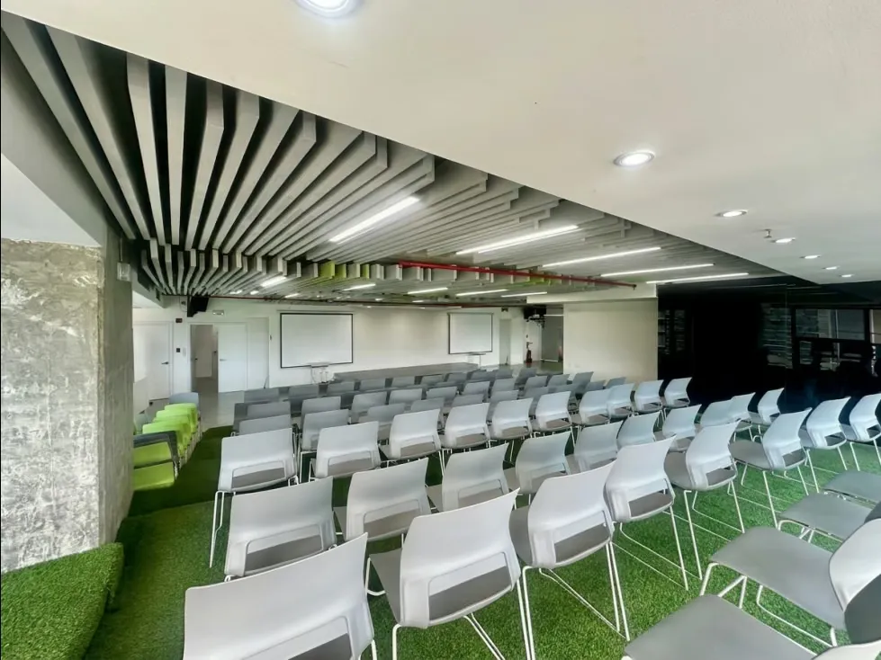 Alquilo espacio de conferencias por día 140m2 Las Mercedes 2827 - 4
