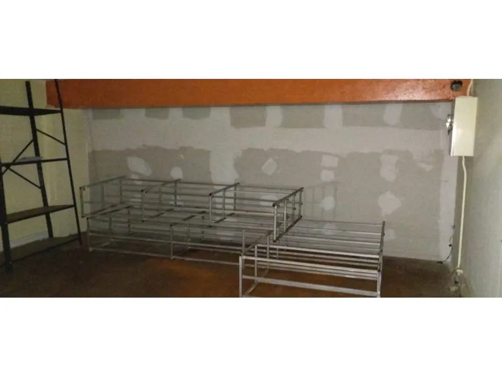 Vendo Local Comercial en PB 134m2 C. C. Concresa 4938 - 17