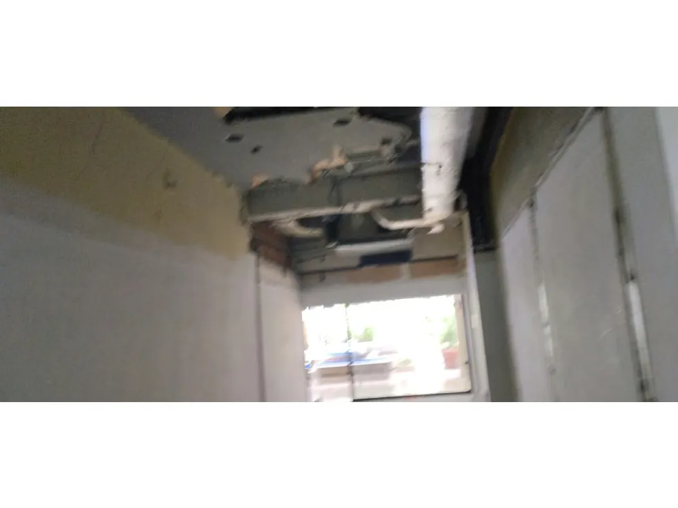 Vendo Local Comercial en PB 134m2 C. C. Concresa 4938 - 24