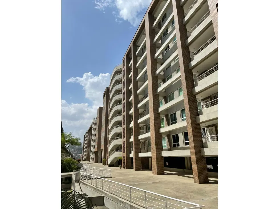 Apartamento PB de 117m2 + 39,60m2 + 195m2 en venta en Escampadero