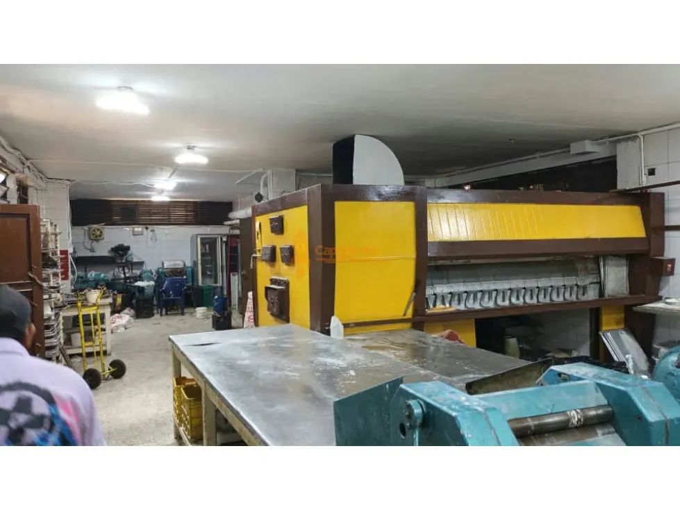 Prestigiosa Panaderia En Venta en av. las Ferias. TCL L 9644249 - 10