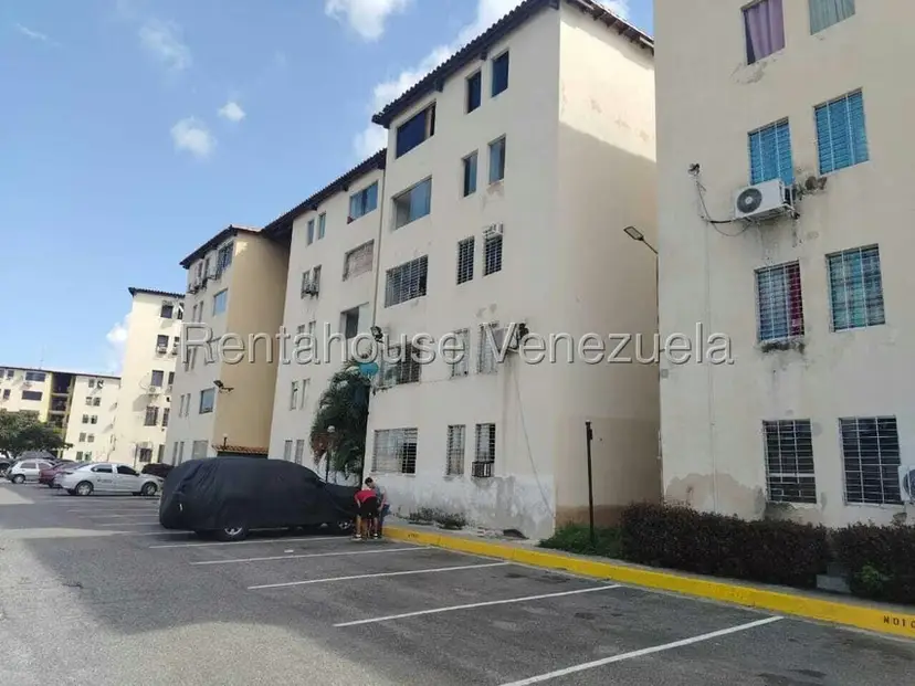 Apartamento (Planta Baja) en Venta en Paraparal, Carabobo