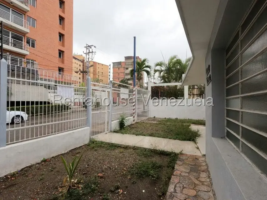 Casa (1 Nivel) en Alquiler en Del Este, Lara - 27