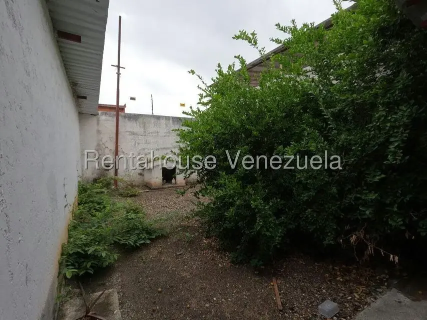 Casa (1 Nivel) en Alquiler en Del Este, Lara - 29