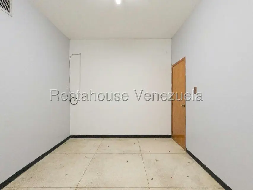 Casa (1 Nivel) en Alquiler en Del Este, Lara - 10