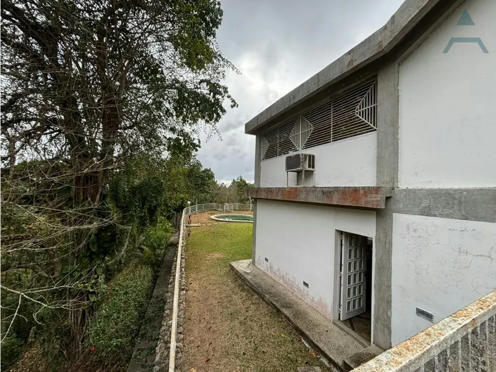 Se vende casa 10000m² 4h+s/4b+s/20p Los Anaucos Norte - 2