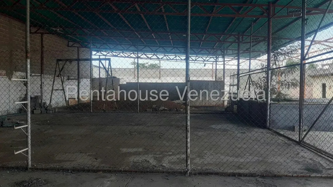 Galpon - Deposito en Venta en Calle 42, Zulia - 2