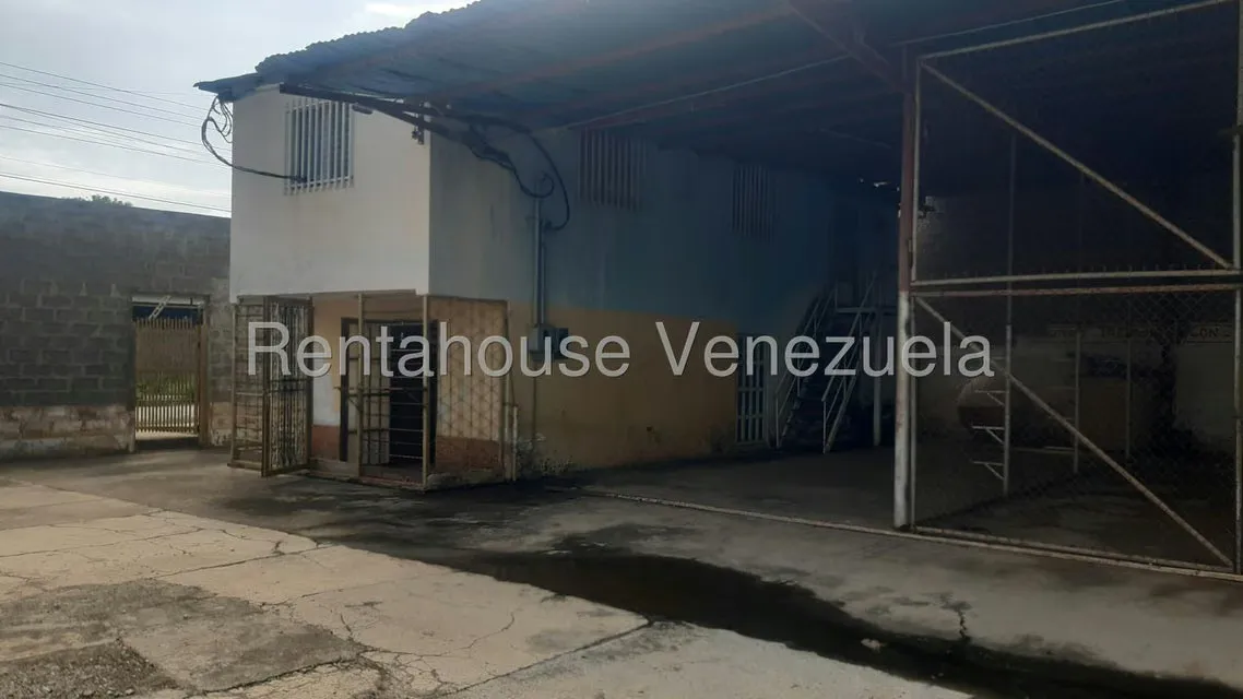 Galpon - Deposito en Venta en Calle 42, Zulia - 9