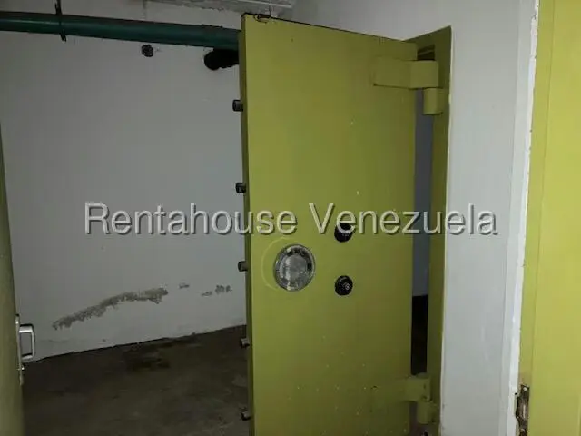 Local Comercial en Venta en Parroquia Catedral, Distrito Metropolitano - 18