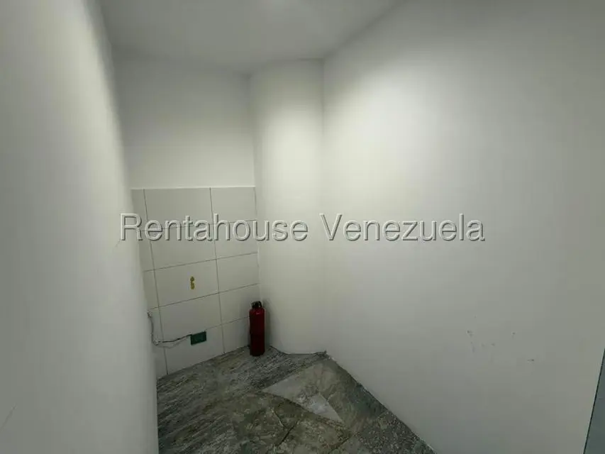 Comercial (Local Comercial) en Alquiler en La Viña, Carabobo - 12