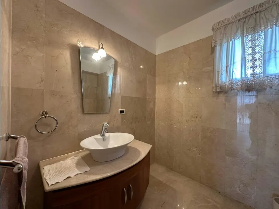 Se vende Apto duplex 345m² 3h+s/3b+s/4p Lomas de chuao - 23