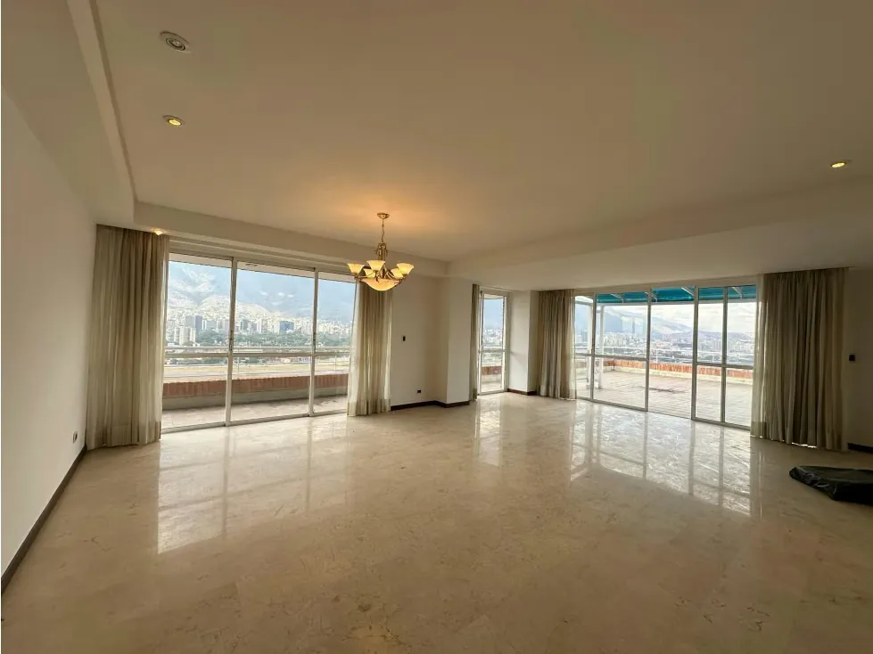 Se vende Apto duplex 345m² 3h+s/3b+s/4p Lomas de chuao - 6