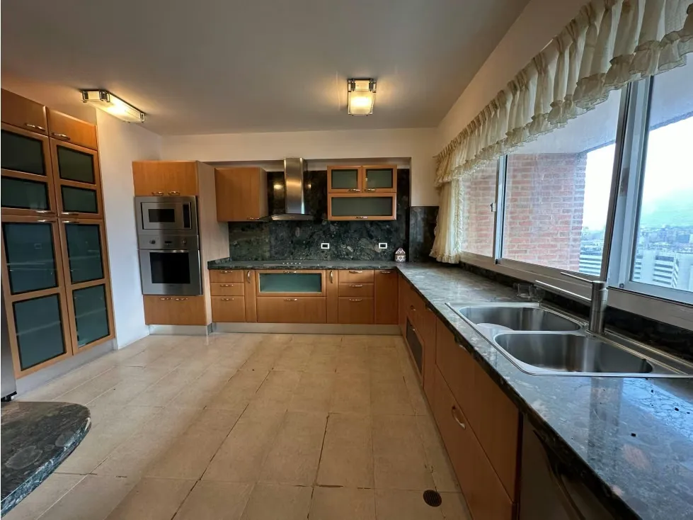 Se vende Apto duplex 345m² 3h+s/3b+s/4p Lomas de chuao - 10