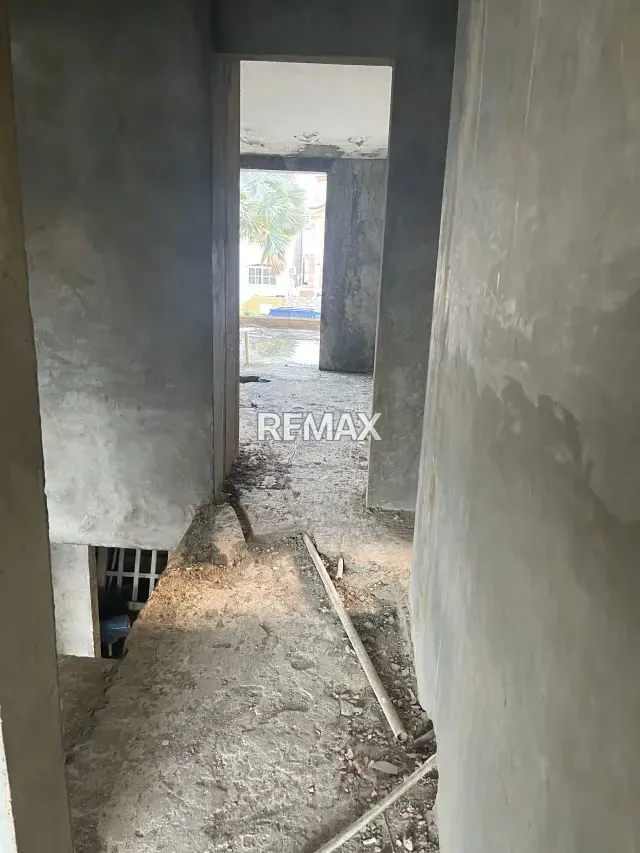 SE VENDE CASA BOTE A EN OBRA GRIS - 7