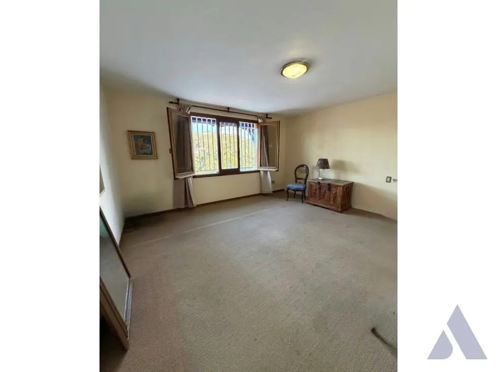 Vendo casa para remodelar 900m2 Colinas de Tamanaco 7221 - 19