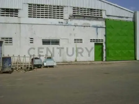 Alquilo galpones en Complejo Industrial Carretera Perija Zulia