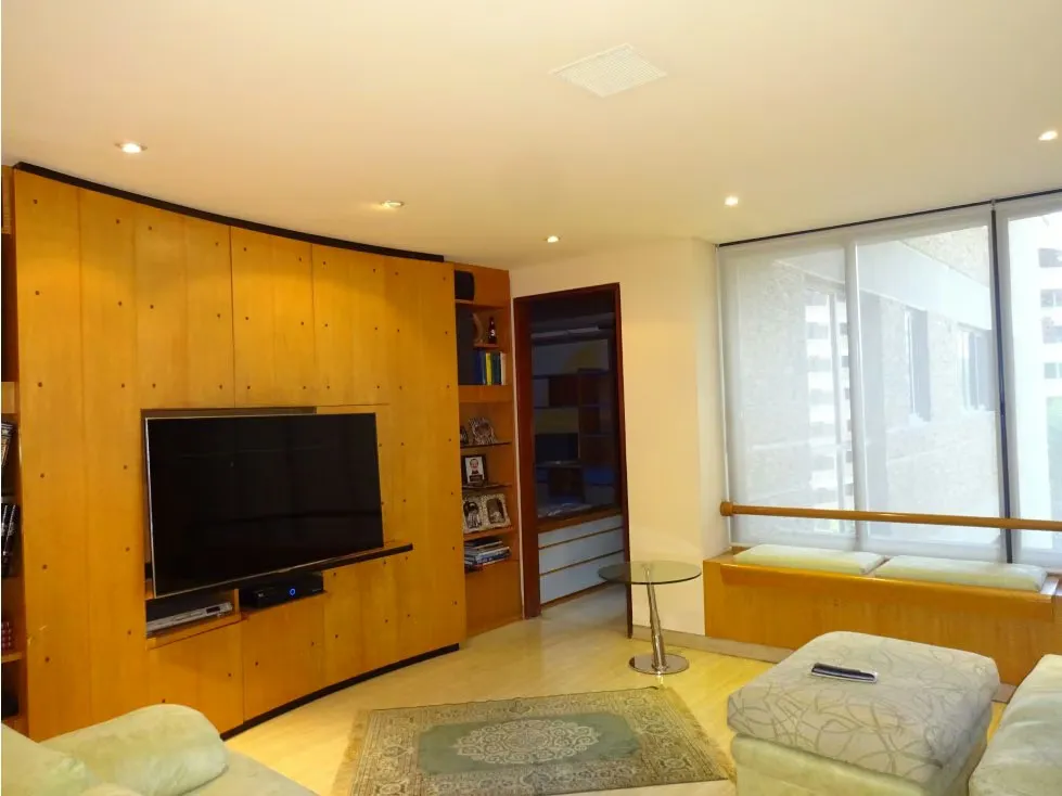 Se Vende Apt/430M2/4h+2s/5b+s/6p/Los Chorros/4435 - 10