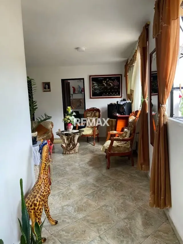 EN VENTA APARTAMENTO Ubicado en el Br. El Carmen - 2