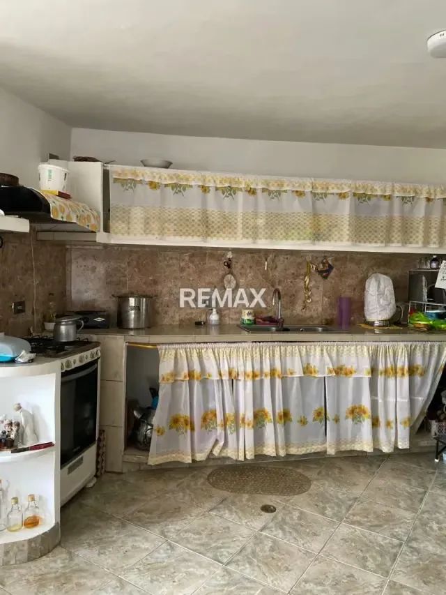 EN VENTA APARTAMENTO Ubicado en el Br. El Carmen - 4