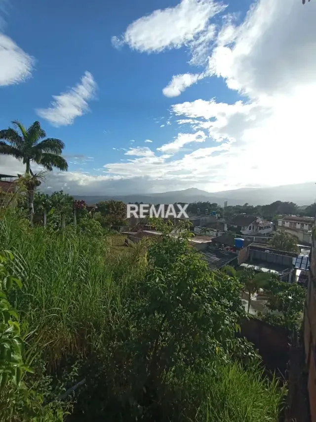 Terreno en Venta Urb. Altos de los Criollitos - 4