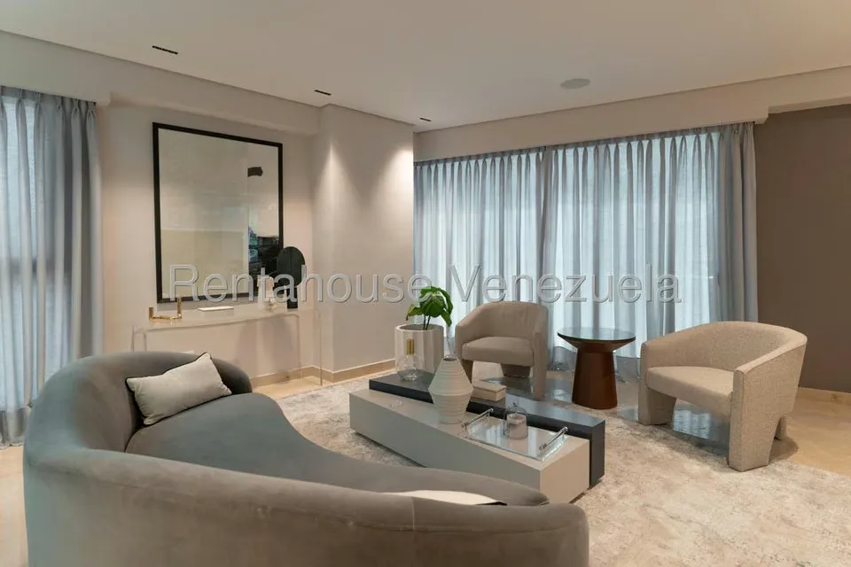 Apartamento (Duplex) en Venta en La Castellana, Distrito Metropolitano - 4