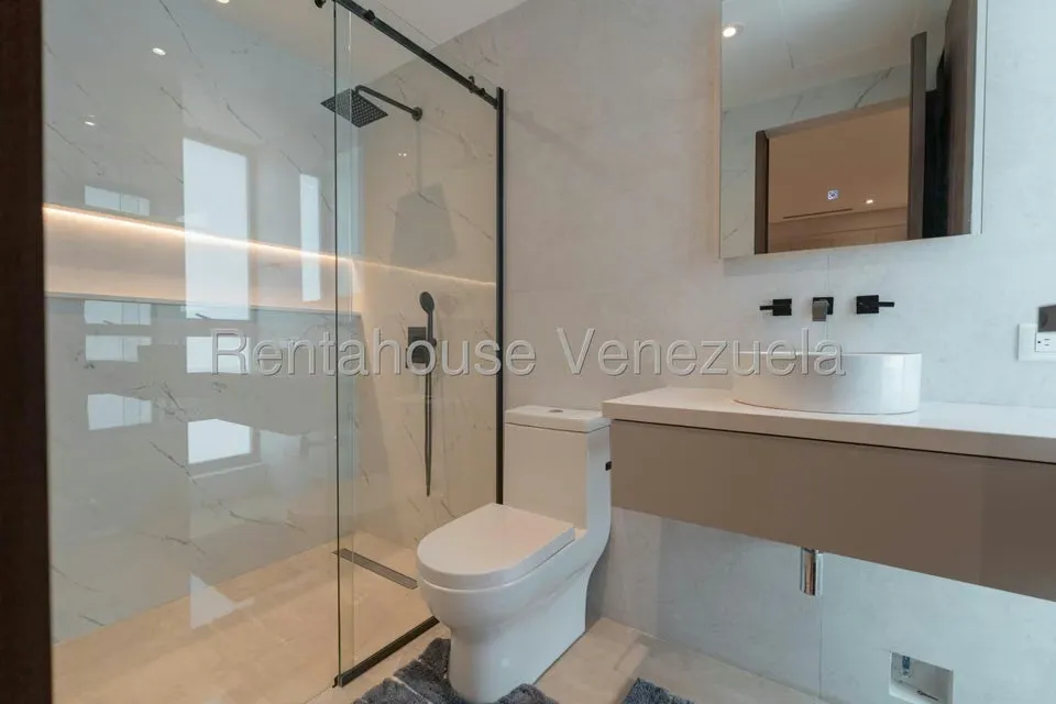 Apartamento (Duplex) en Venta en La Castellana, Distrito Metropolitano - 36