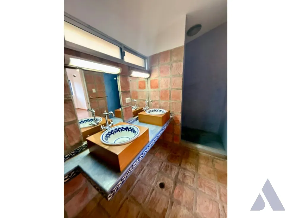 Se vende casa c/ piscina 587m2 Valle Arriba 4842 - 12